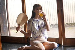 Mùa hè buồn chán ở quê xxx cô vợ cạnh nhà thiếu thốn vì lấy chồng yêu già