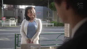 Người chồng yếu không làm lên đỉnh, người vợ lên mạng tìm trai trẻ trả bài khỏe