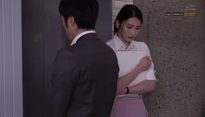 Em thư ký éo le bị sếp bắt vào nhà nghỉ phục vụ đối tác