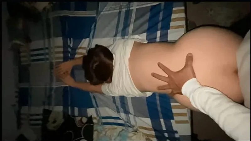 Lên giường với cô bạn gái dam dang và cái kết